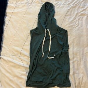 Hooded muscle workout tank